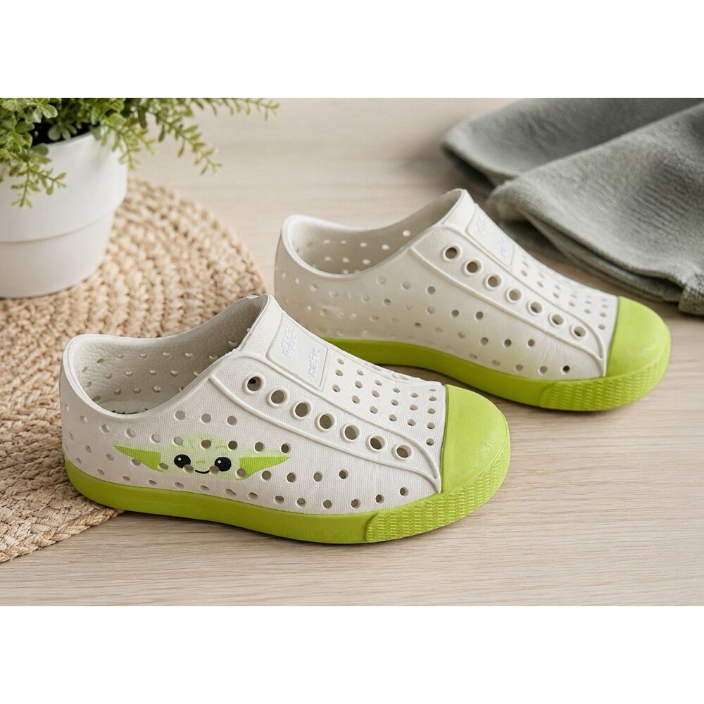 Native x Star Wars Jefferson Baby Yoda Grogu Slip On Shoes Cream Green Size C8